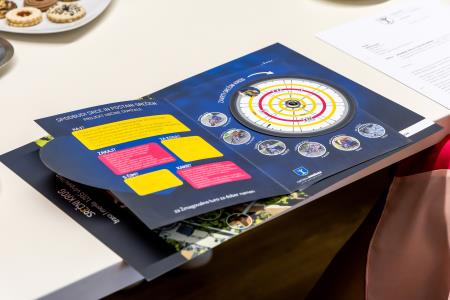 Simbolična predaja donacije Carthaga, foto: Rok Majhenič/Občina Domžale